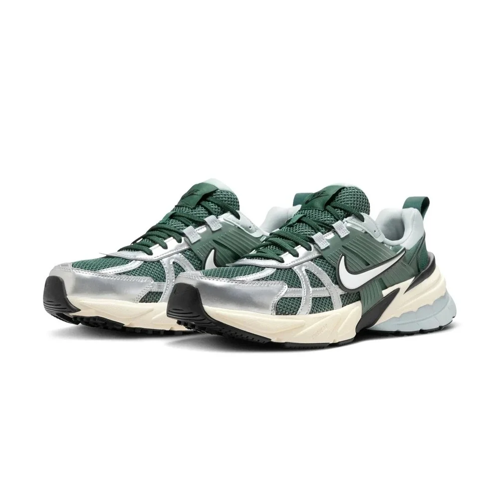 Nike V2K Run Mens Size 10 Running Shoes Sneakers Vintage Green HJ4497 300 NEW